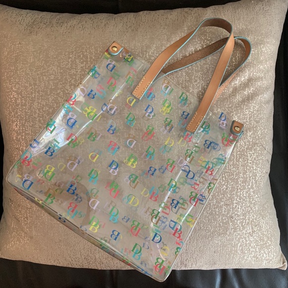 Dooney & Bourke clear tote with*bonus* coin purse - Picture 3 of 5